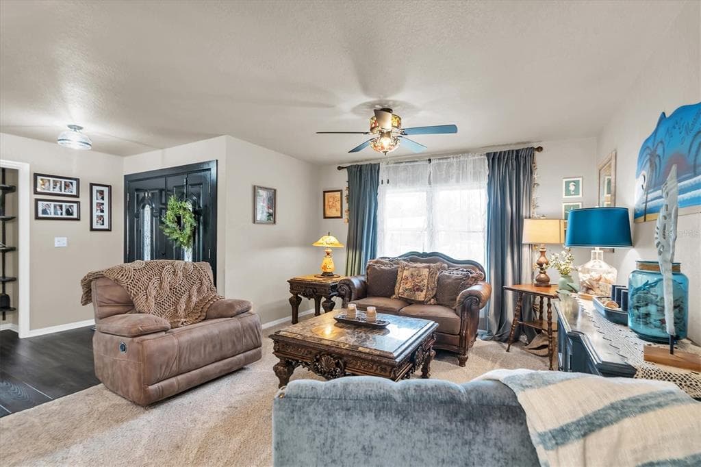 301 THORN HILL PLACE, SUN CITY CENTER, FL 33573 — zdjęcie 5