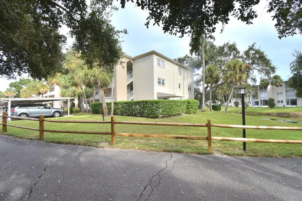 940 VIRGINIA STREET # 108, DUNEDIN, FL 34698 — zdjęcie 2