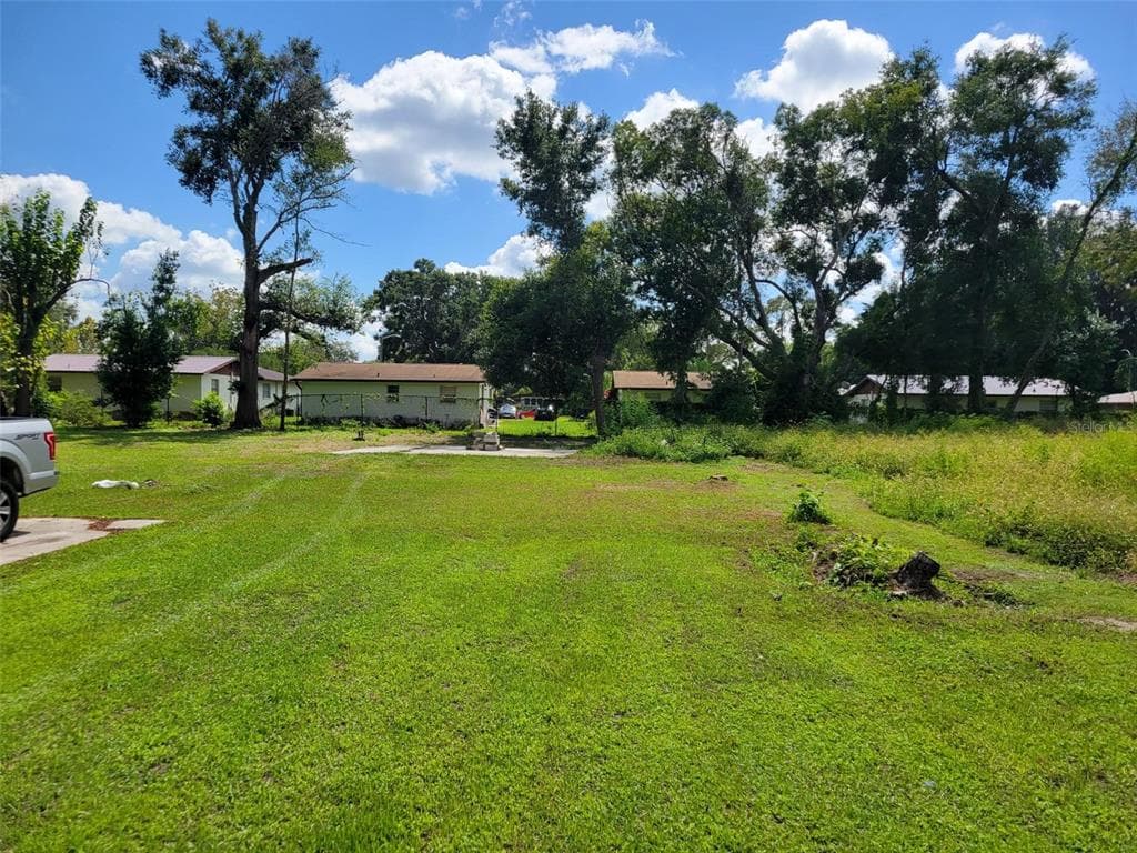 38606 CALUMET AVENUE, ZEPHYRHILLS, FL 33542 — zdjęcie 4