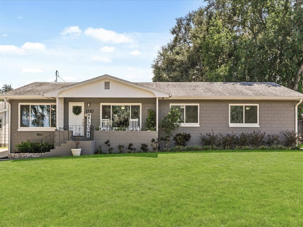 1210 E CAROLINE STREET, TAVARES, FL 32778 — zdjęcie 3