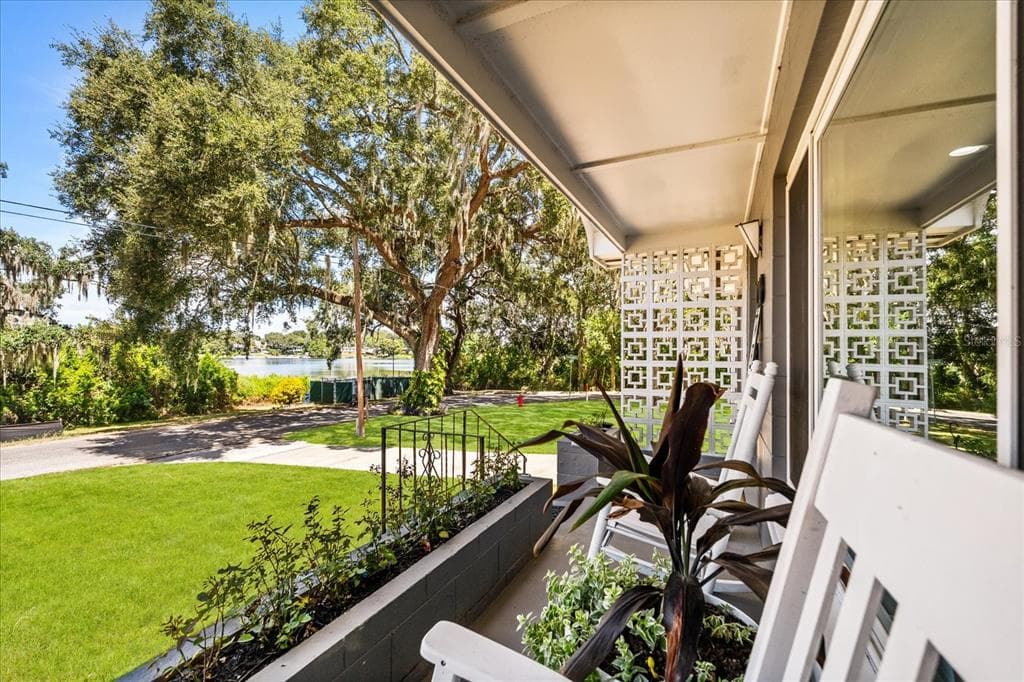 1210 E CAROLINE STREET, TAVARES, FL 32778 — zdjęcie 4