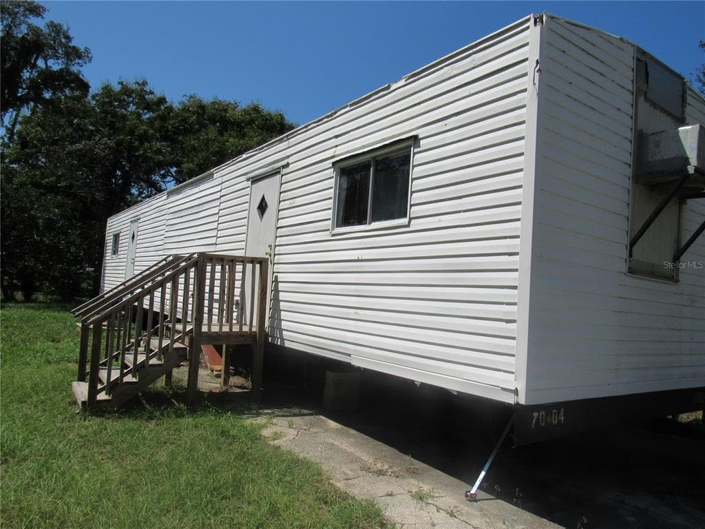 1950 SE 185TH TERRACE, SILVER SPRINGS, FL 34488