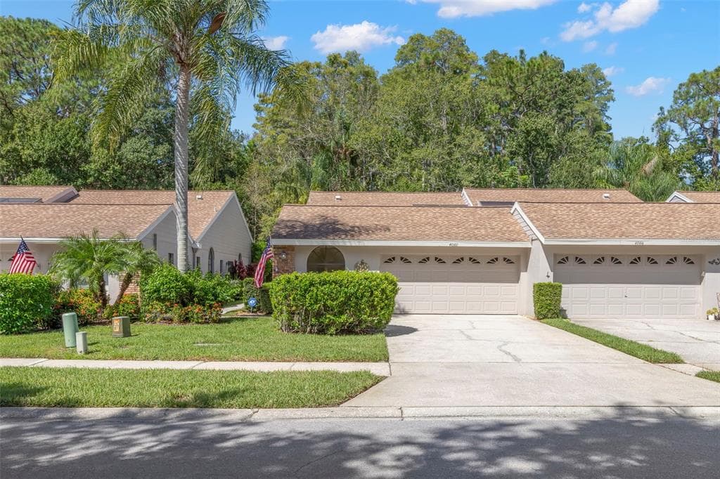 4060 SALEM SQUARE PARKWAY, PALM HARBOR, FL 34685
