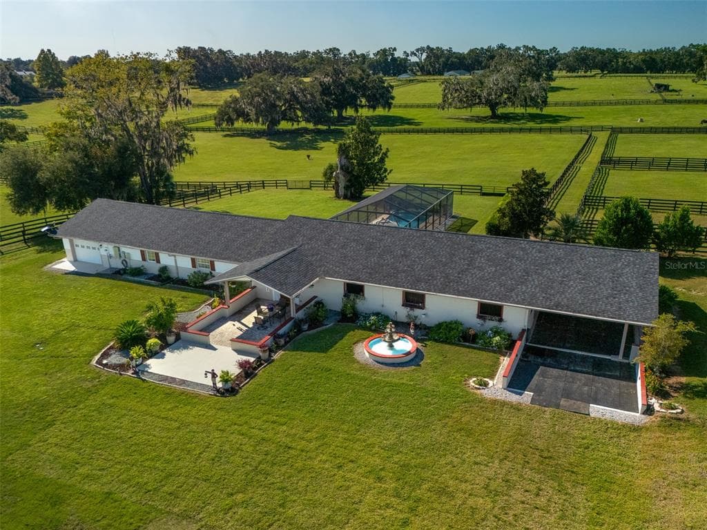 11403 N MAGNOLIA AVENUE, OCALA, FL 34475