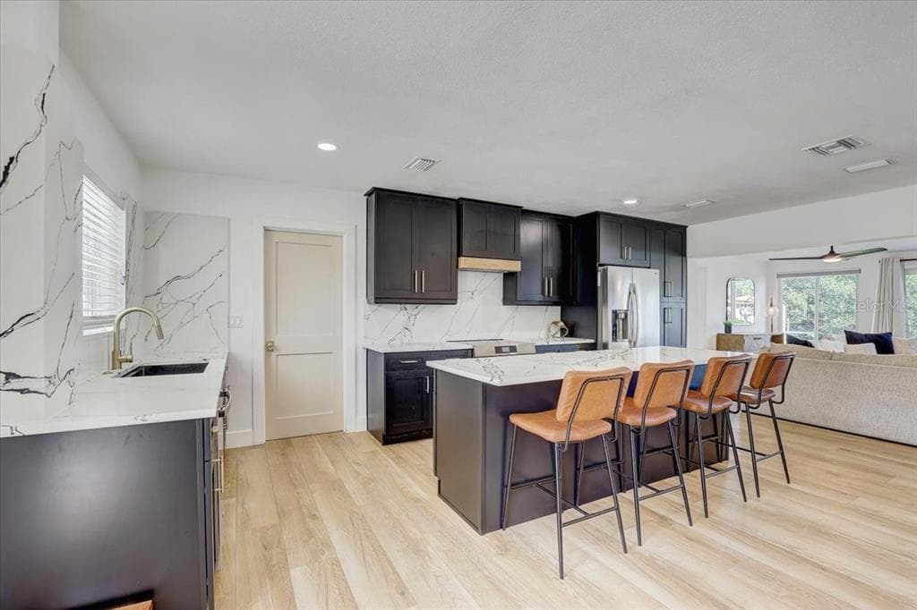 265 96TH AVENUE N, ST PETERSBURG, FL 33702 — zdjęcie 5