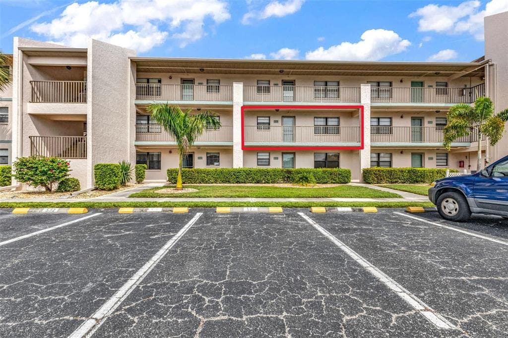175 KINGS HIGHWAY # 523, PUNTA GORDA, FL 33983