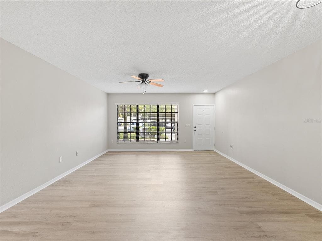 3358 MERMOOR DRIVE # 102, PALM HARBOR, FL 34685 — zdjęcie 3