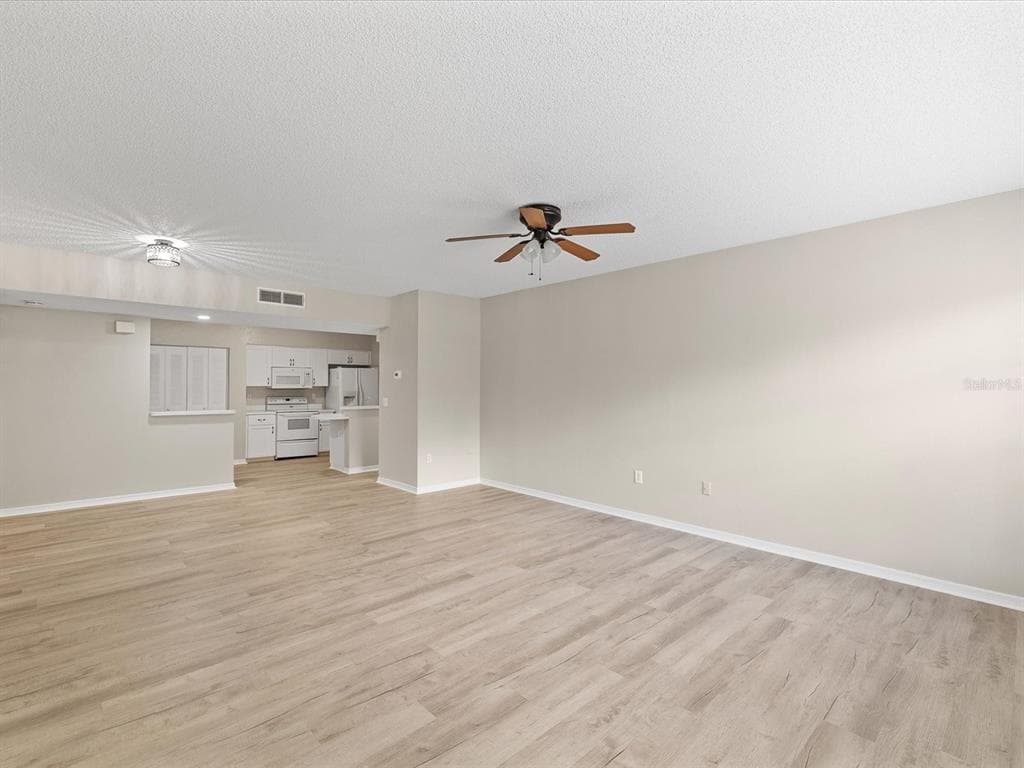 3358 MERMOOR DRIVE # 102, PALM HARBOR, FL 34685 — zdjęcie 5