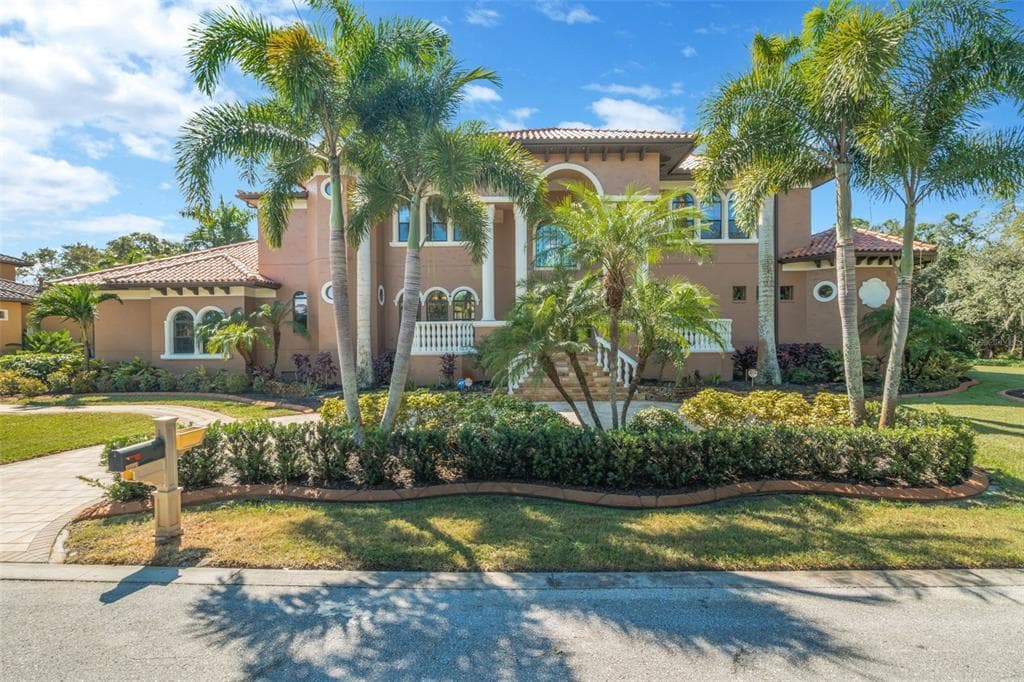 1079 ASHLAND AVENUE, TARPON SPRINGS, FL 34689