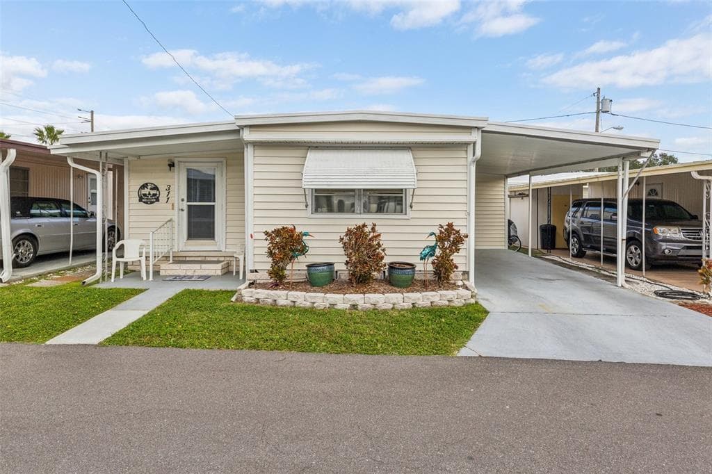 1600 N OLD COACHMAN ROAD # 311, CLEARWATER, FL 33765