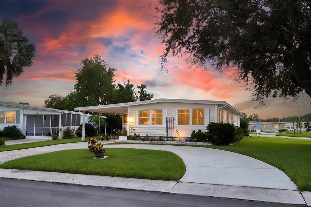 288 SALEM AVENUE # 3, PALM HARBOR, FL 34684