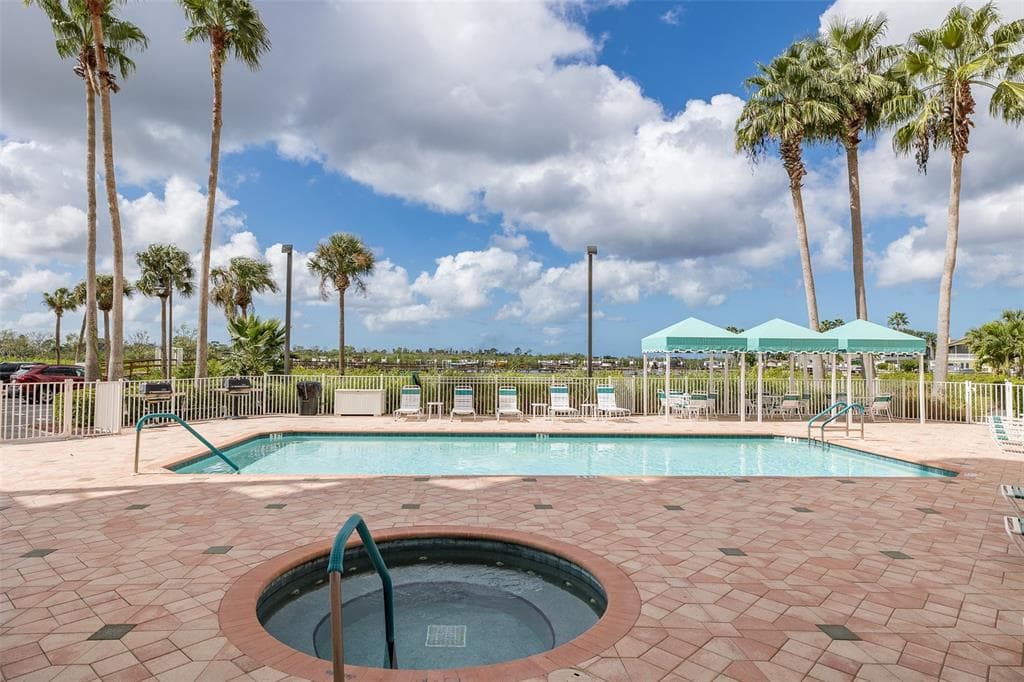 4516 SEAGULL DRIVE # 411, NEW PORT RICHEY, FL 34652 — zdjęcie 5