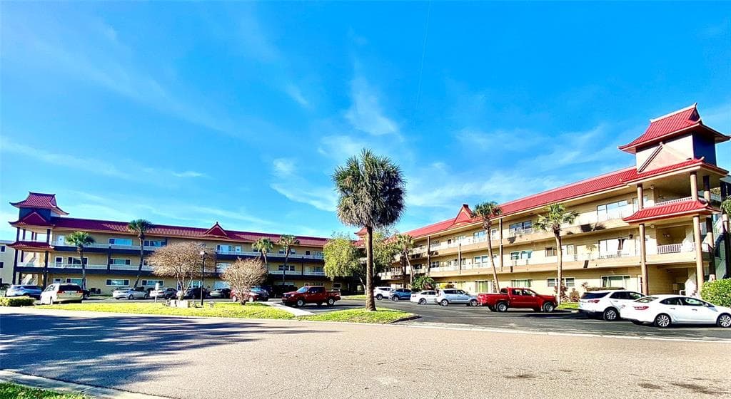 2402 ECUADORIAN WAY # 18, CLEARWATER, FL 33763