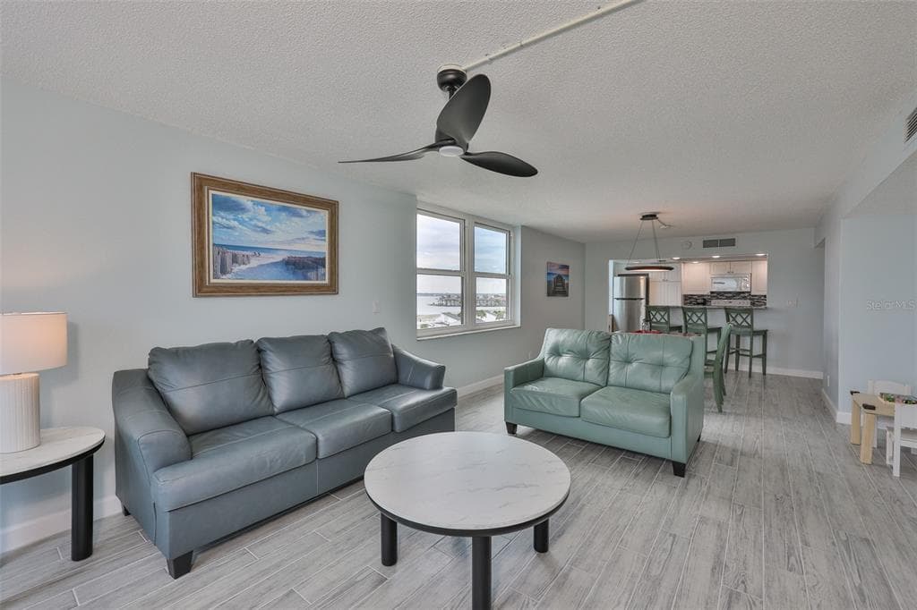 1400 GULF BOULEVARD # 704, CLEARWATER BEACH, FL 33767 — zdjęcie 3