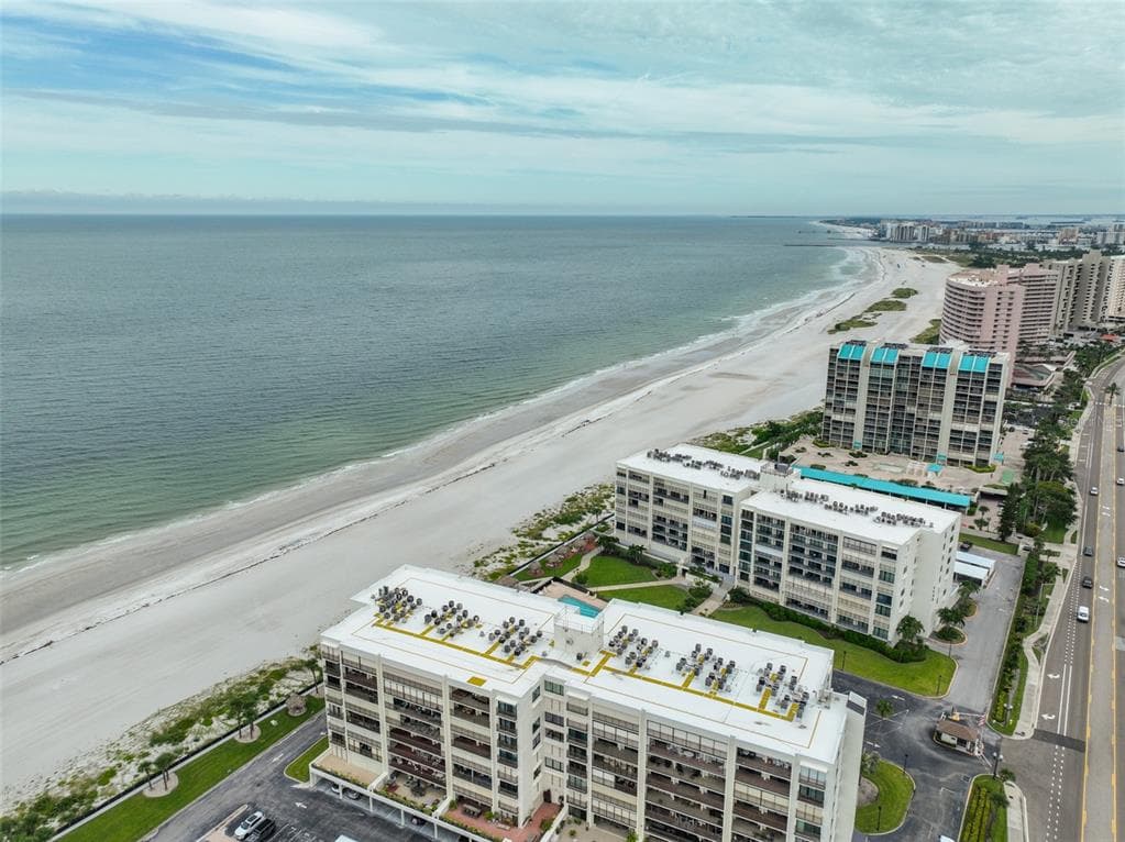 1400 GULF BOULEVARD # 704, CLEARWATER BEACH, FL 33767