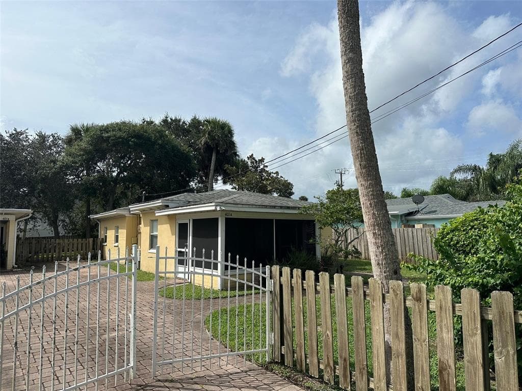 401 OAKWOOD AVENUE # A, NEW SMYRNA BEACH, FL 32169