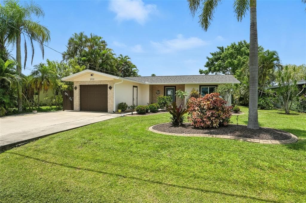 2131 SAINT CROIX AVENUE, FORT MYERS, FL 33905 — zdjęcie 2