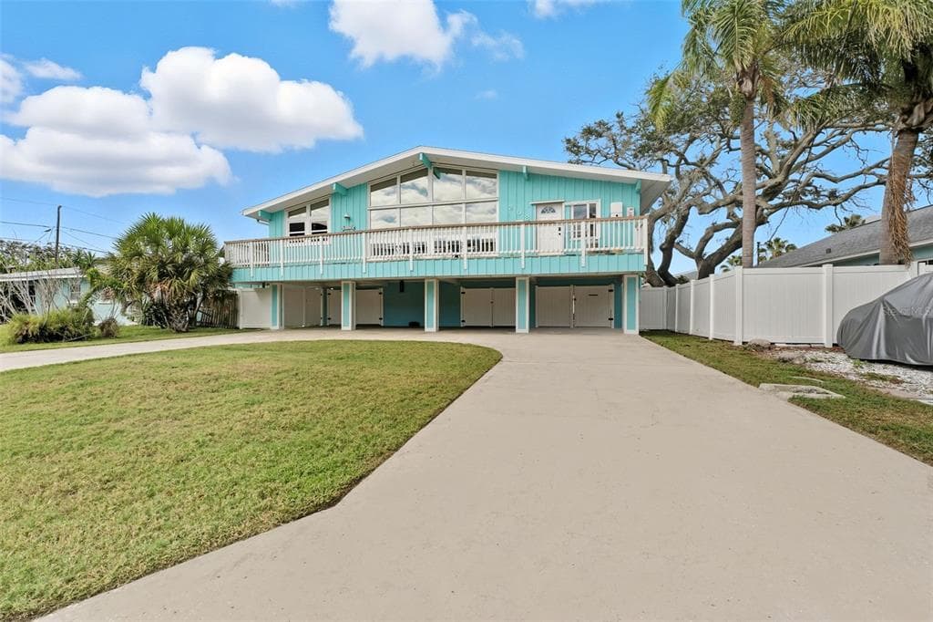 208 BATES AVENUE, INDIAN ROCKS BEACH, FL 33785 — zdjęcie 2