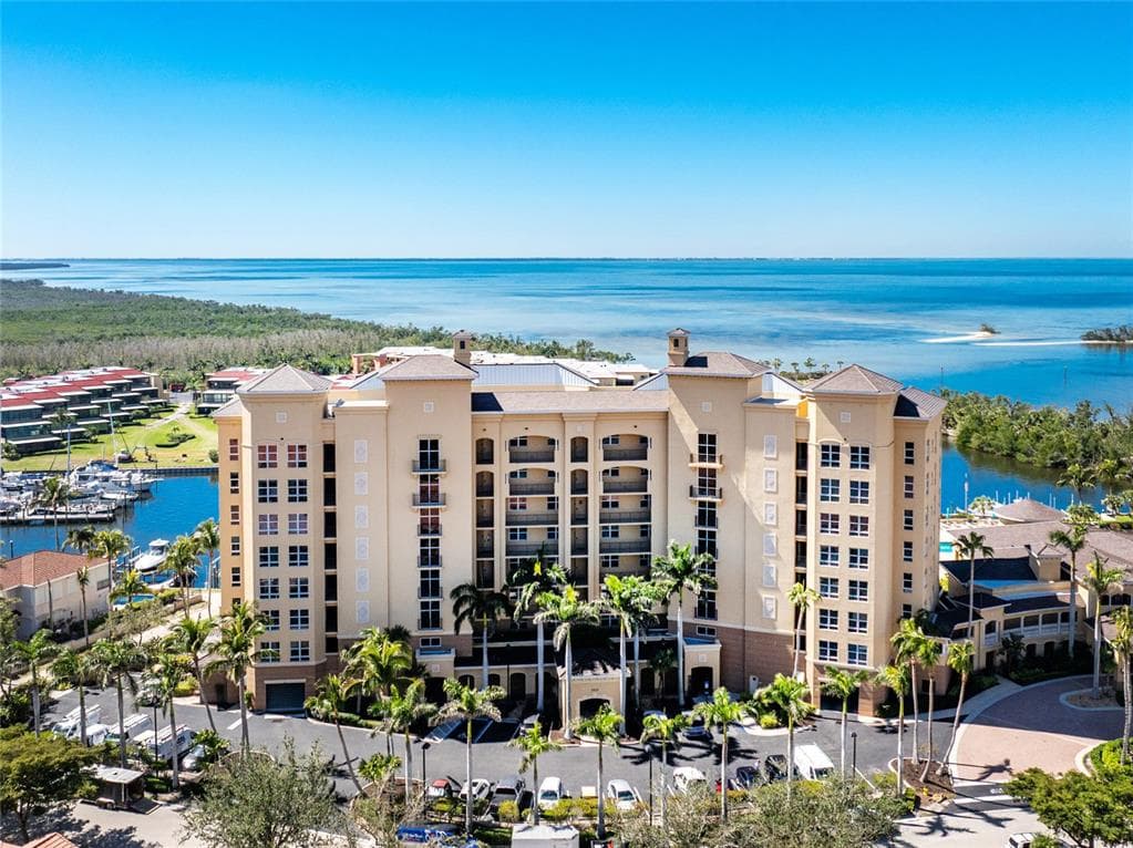 3313 SUNSET KEY CIR # 701, PUNTA GORDA, FL 33955