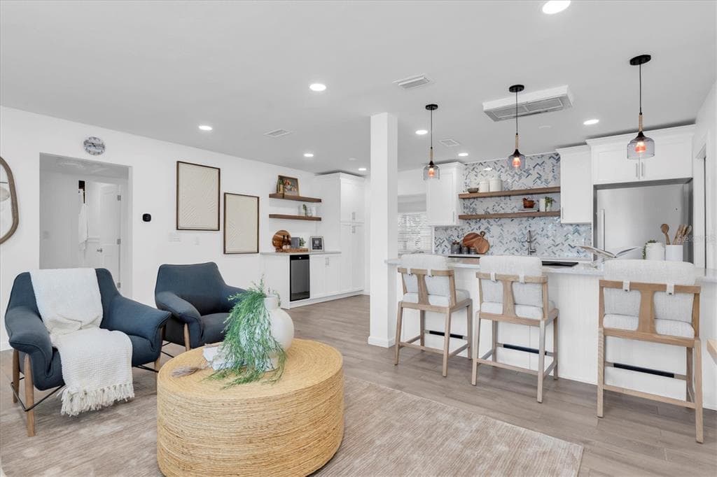 197 LIDO DRIVE, ST PETE BEACH, FL 33706 — zdjęcie 2