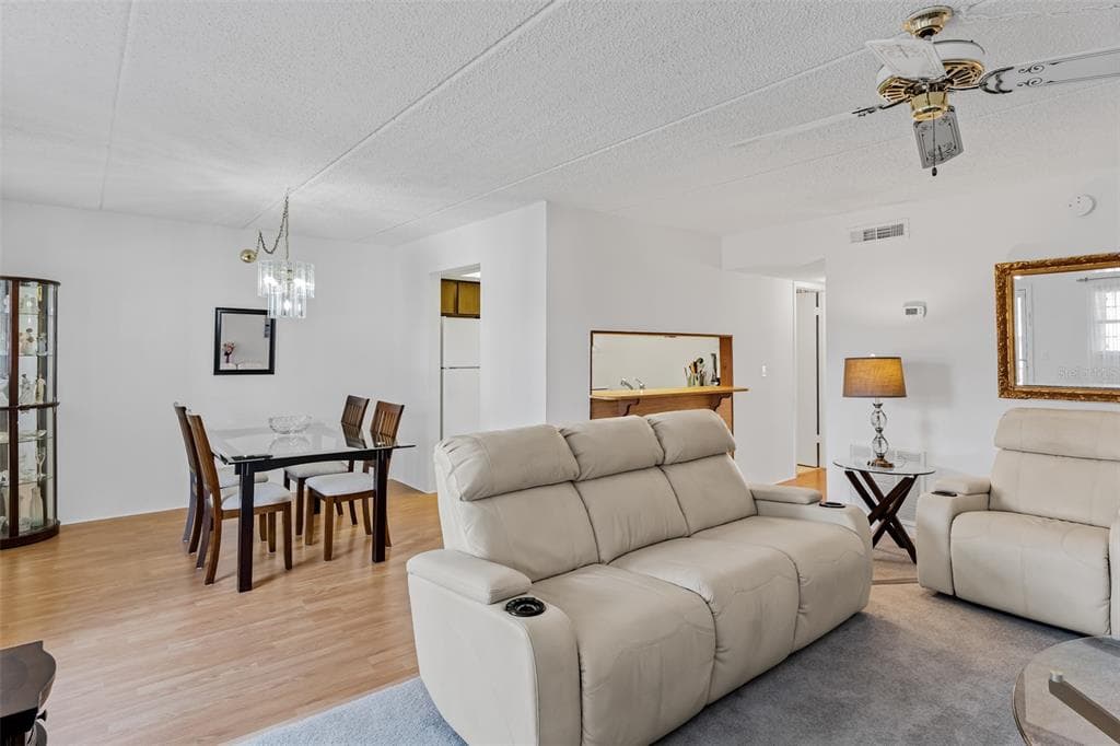 12760 INDIAN ROCKS ROAD # 546, LARGO, FL 33774 — zdjęcie 4