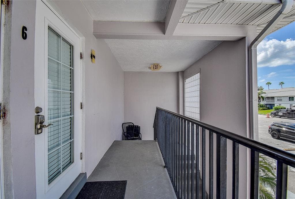 11975 3RD STREET E # 6, TREASURE ISLAND, FL 33706 — zdjęcie 5