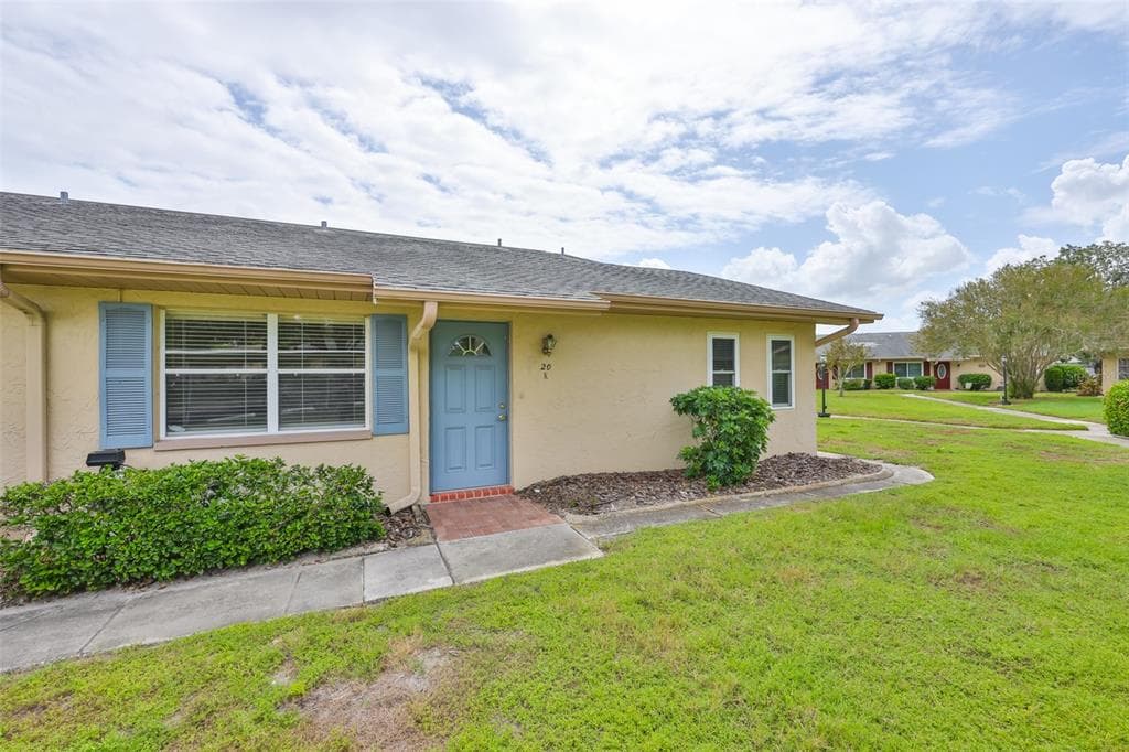 1908 CANTERBURY LANE # 20, SUN CITY CENTER, FL 33573
