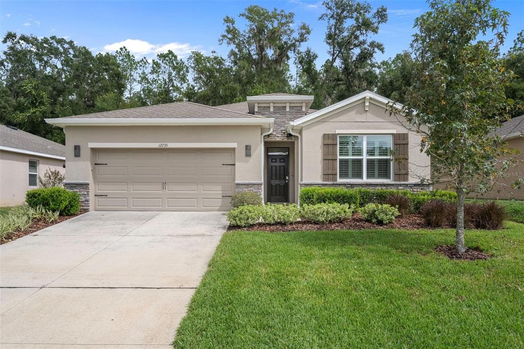 12735 EASTPOINTE DRIVE, DADE CITY, FL 33525