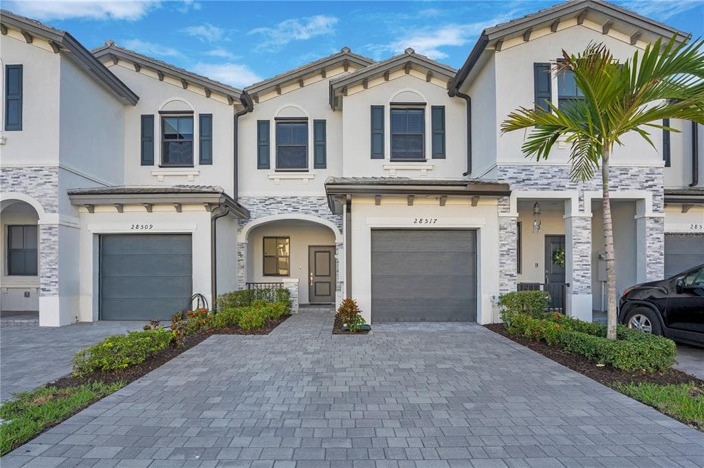 28517 SW 134TH AVENUE, HOMESTEAD, FL 33033