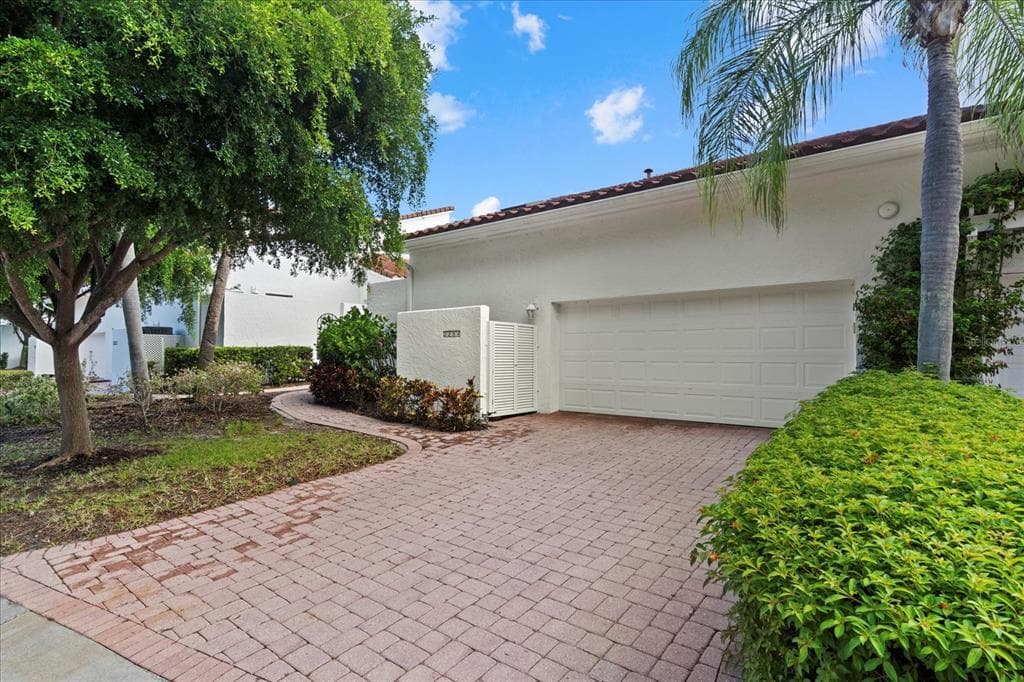 2254 HARBOUR COURT DRIVE, LONGBOAT KEY, FL 34228