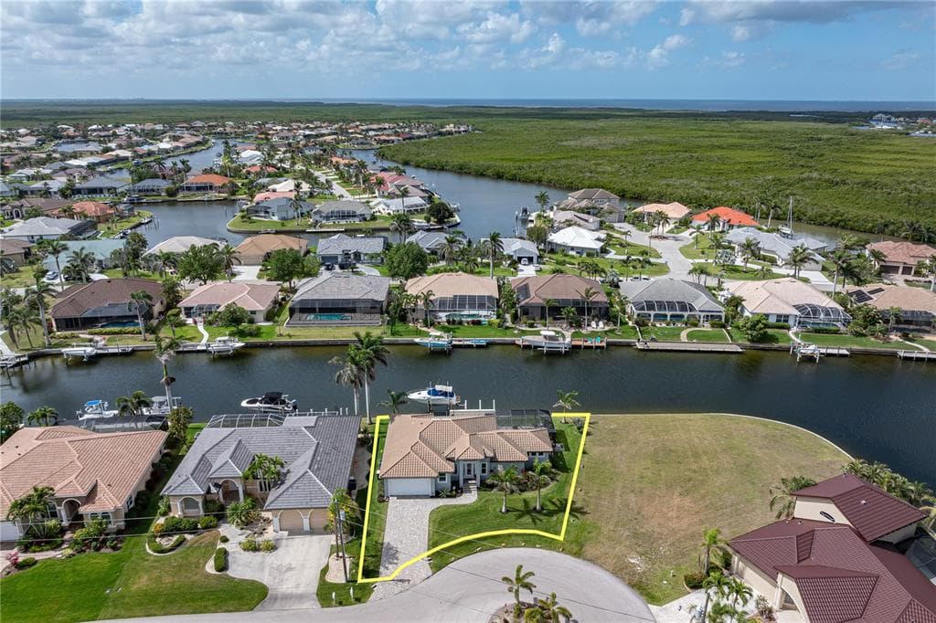 571 PORT BENDRES DRIVE, PUNTA GORDA, FL 33950