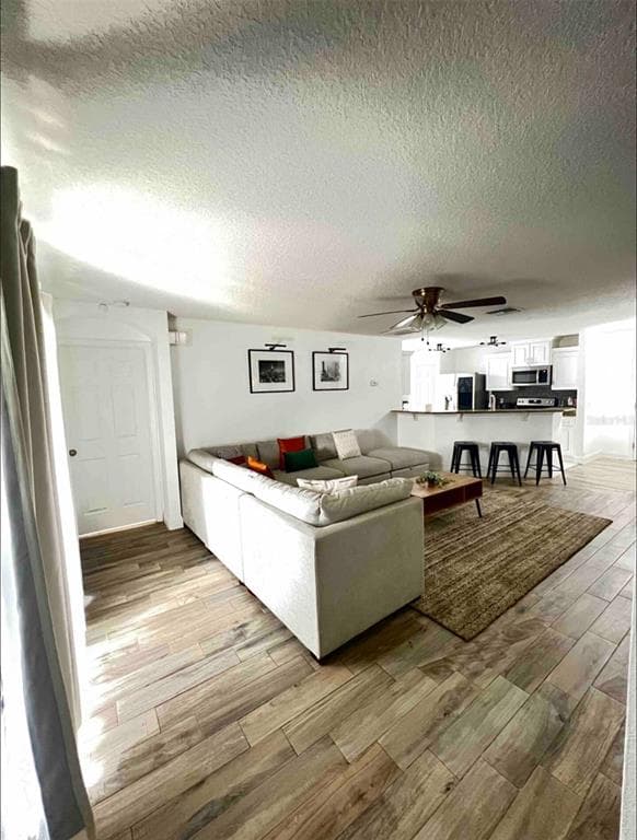 660 SWALLOWTAIL DRIVE, HAINES CITY, FL 33844 — zdjęcie 4
