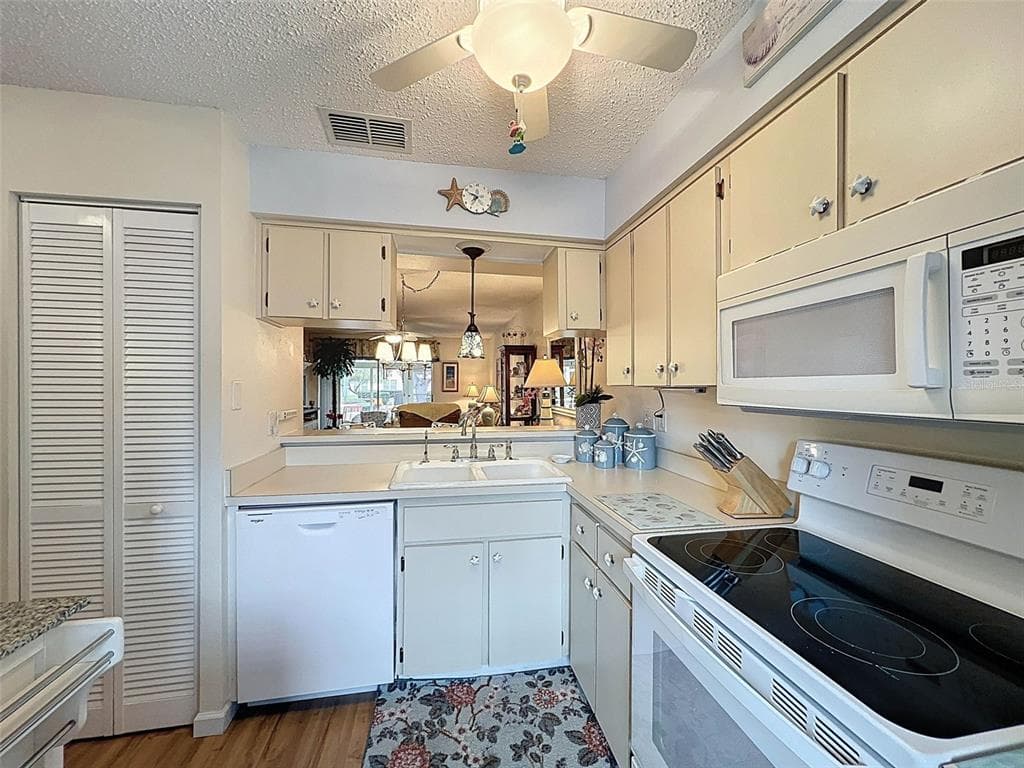 6433 TINA DRIVE # 12, NEW PORT RICHEY, FL 34653 — zdjęcie 5
