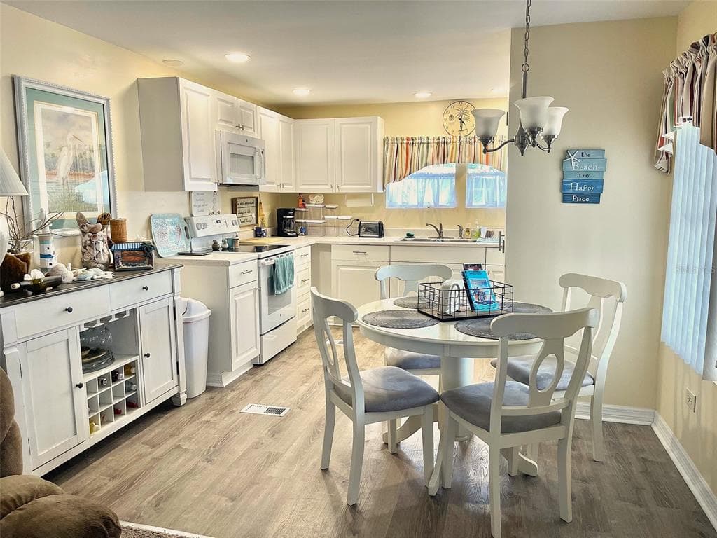 9790 66TH STREET # 111, PINELLAS PARK, FL 33782 — zdjęcie 4