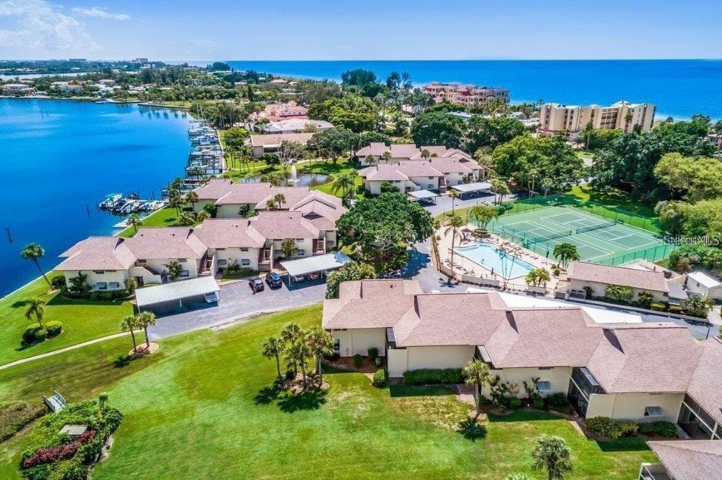 4234 GULF OF MEXICO DRIVE # E2, LONGBOAT KEY, FL 34228