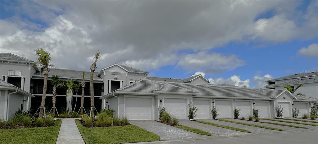 14221 HERITAGE LANDING BOULEVARD # 2017, PUNTA GORDA, FL 33955