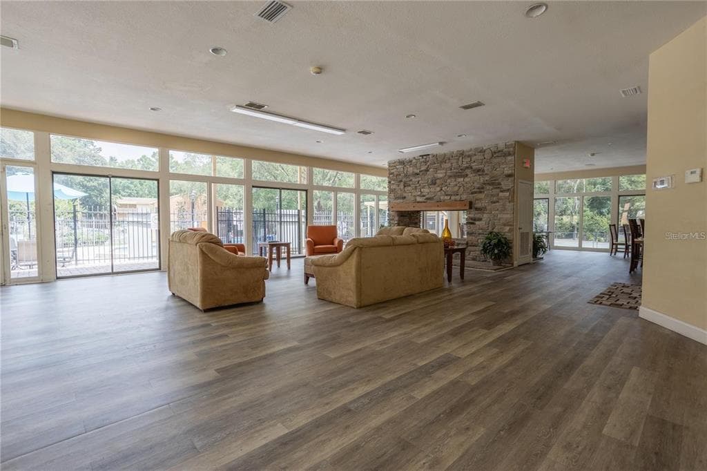 1810 NW 23RD BOULEVARD # 202, GAINESVILLE, FL 32605 — zdjęcie 4