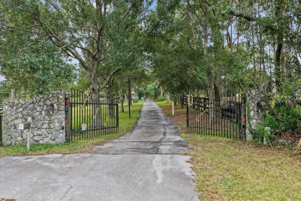 470 FAY AVENUE, SPRING HILL, FL 34609 — zdjęcie 2