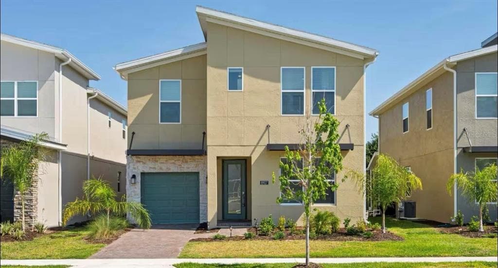 8907 PLAY THROUGH DRIVE, DAVENPORT, FL 33896