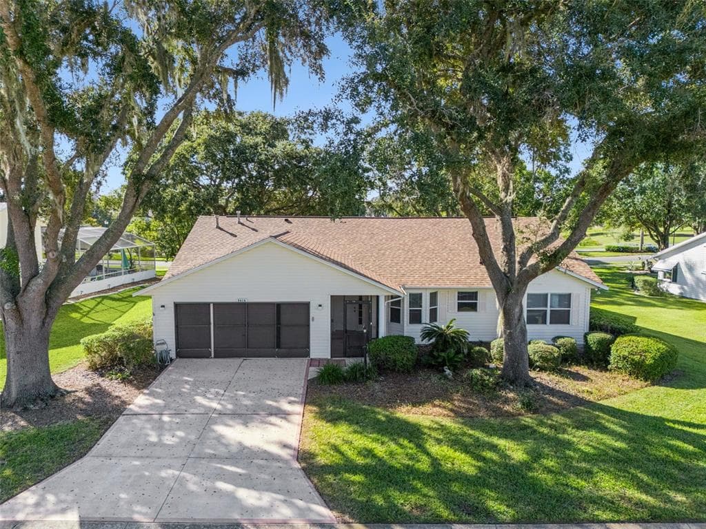 5616 LAVER STREET, LEESBURG, FL 34748
