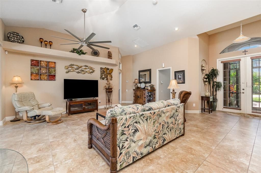 2239 OLD BURNT STORE ROAD N, CAPE CORAL, FL 33993 — zdjęcie 3