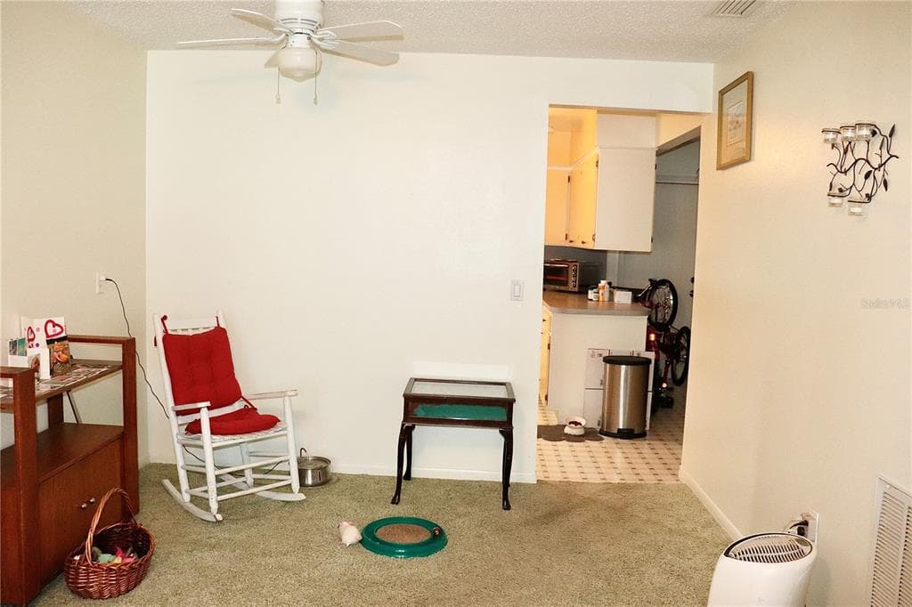 6990 VERSAILLES N # 6990, PINELLAS PARK, FL 33781 — zdjęcie 5