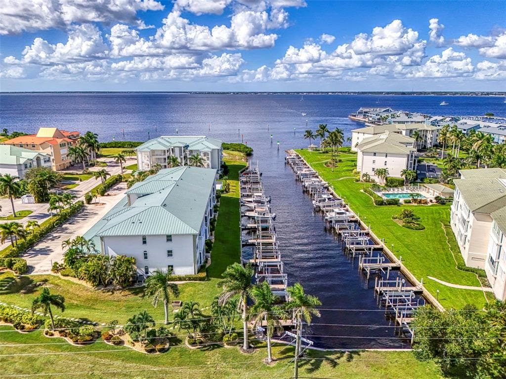 130 BREAKERS COURT # 221, PUNTA GORDA, FL 33950 — zdjęcie 2