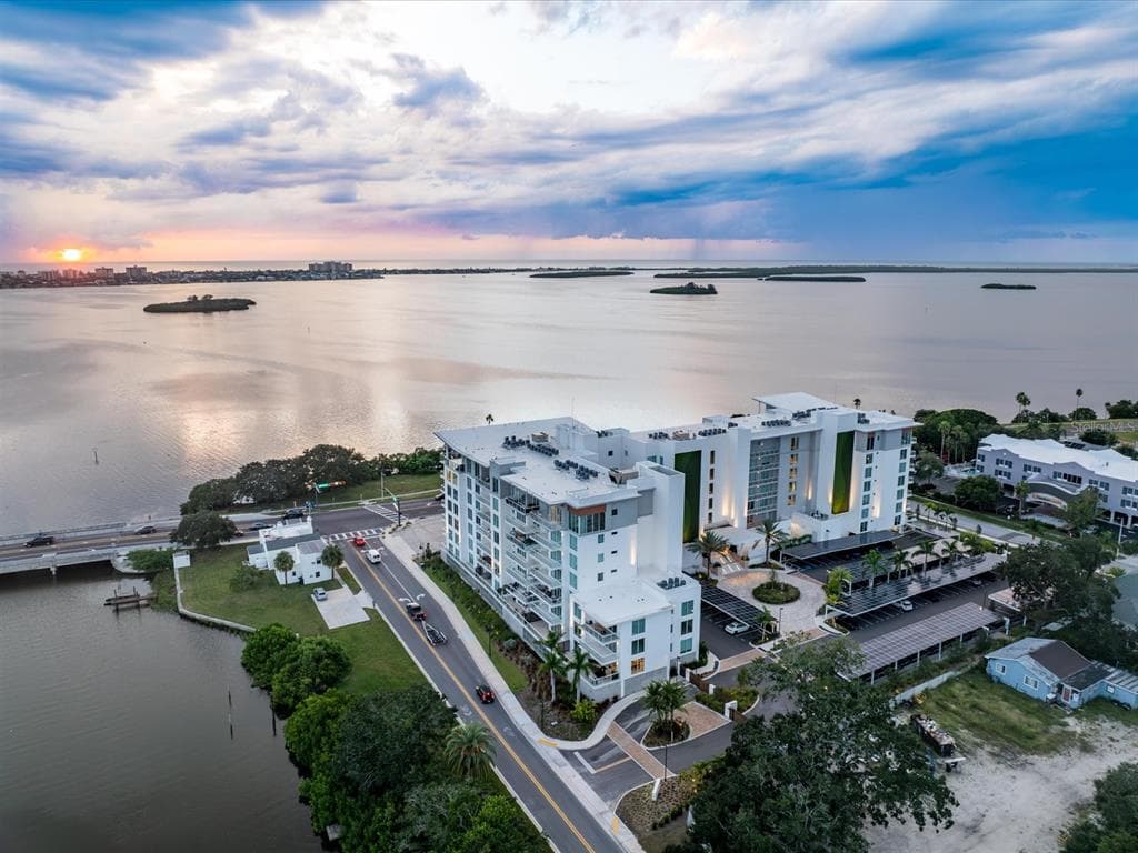 1020 SUNSET POINT ROAD # 511, CLEARWATER, FL 33755 — zdjęcie 3