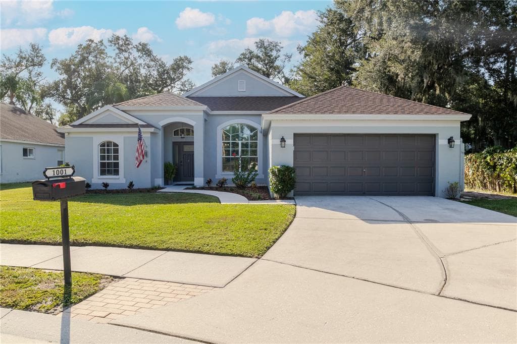 1001 ENGLISH BLUFFS COURT, BRANDON, FL 33511