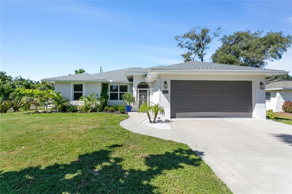 601 HAMLIN STREET, NOKOMIS, FL 34275