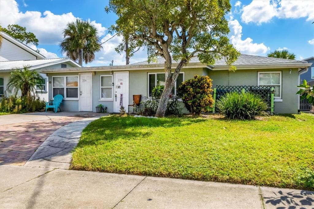 234/236 COLONIA LANE E, NOKOMIS, FL 34275