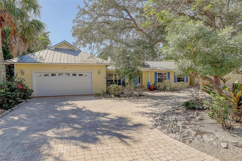 226 OGDEN STREET, SARASOTA, FL 34242