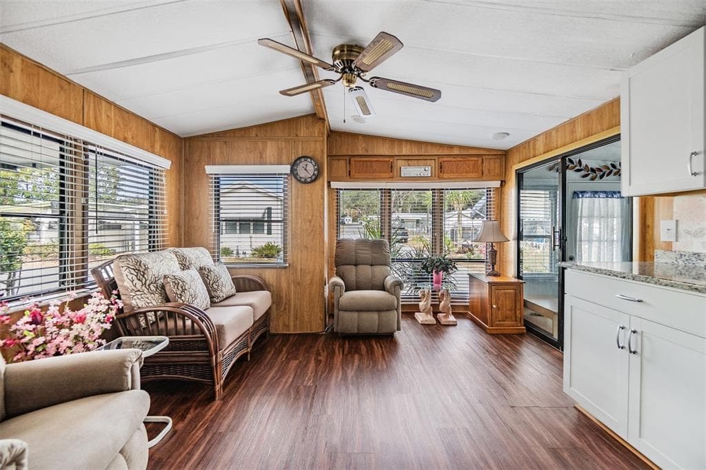 39334 MAHER DRIVE, ZEPHYRHILLS, FL 33542 — zdjęcie 2