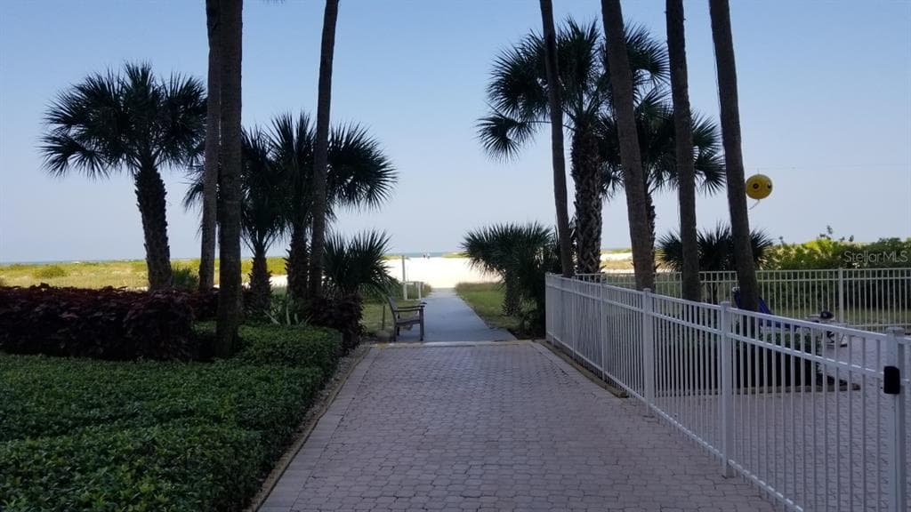 1270 GULF BOULEVARD # 302, CLEARWATER BEACH, FL 33767 — zdjęcie 5